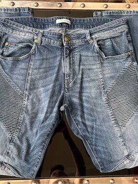 Pierre Balmain Men's Slim Ribbed-Panel Denim pants in Blue Wash